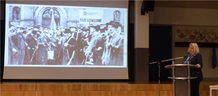 Hedi Thelen äußerte sich zur Reichspogromnacht und zum Anschlag auf eine Synagoge vor einem Monat. Fotos: privat