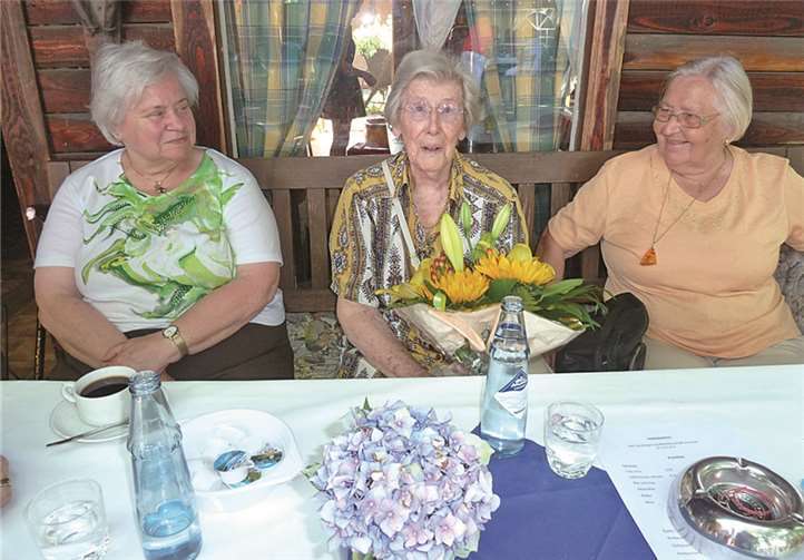 Hedwig Grosch wurde als älteste Teilnehmerin geehrt.