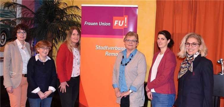 Heike Krämer-Resch, Annegret Hammer, Herta Lauer, Gabriele Theis, Bianca Gauger, Rita Schäfer (v.l.) bei der Vortragsveranstaltung in Remagen.Foto: CDU Frauen Union Stadtverband Remagen