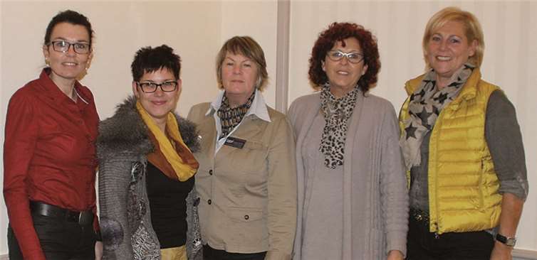 Heike Krämer-Resch, Marion Mathy, Landesvorsitzende Eugenie Müller, Elvira Schneider und Cornelia Adams (V.l.).privat