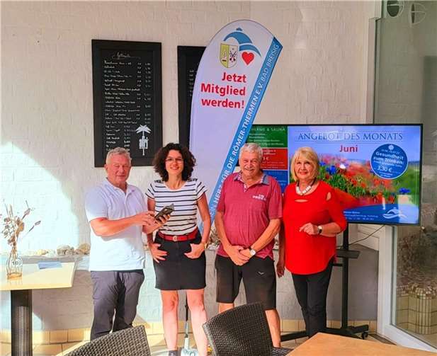 Heike Resch, neue Presse- und Social-Media Referentin, präsentierte dem Vorstand die neue Facebook- und Instagram Seite. Foto: privat