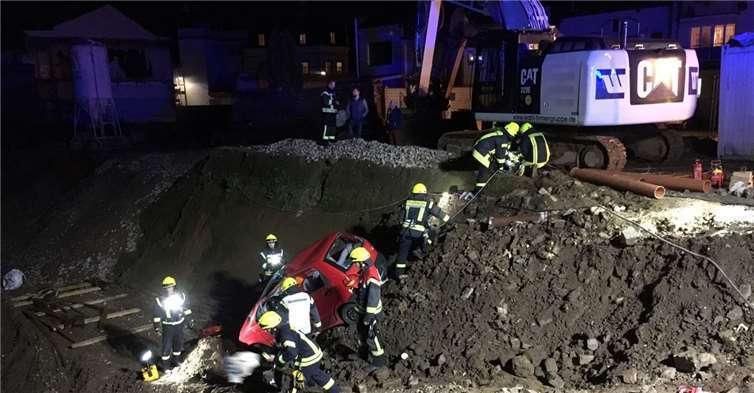 Heikle Situation! Für die Remagener Feuerwehr auch kein Routineeinsatz.privat