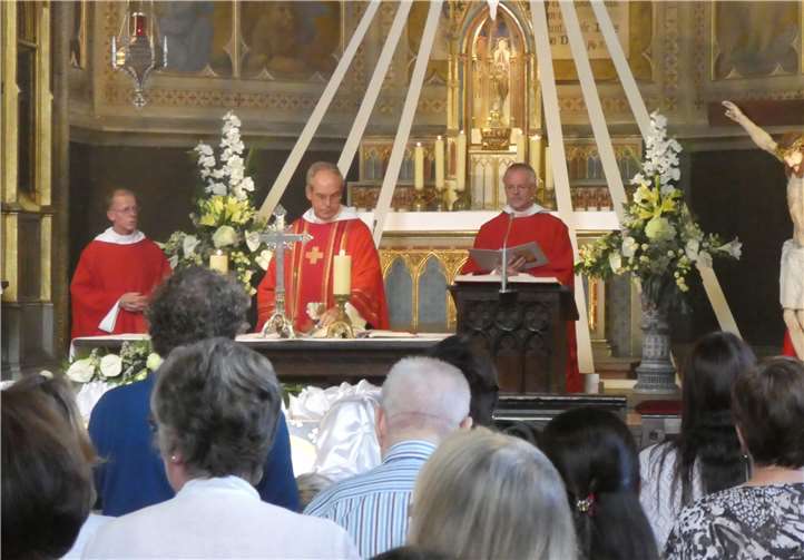 Heilige Messe 2017.  Klostergemeinschaft