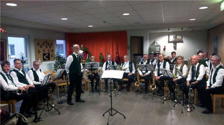 Heinrich Hoffmann mit der SKM Mayen im Alten- und Pflegeheim Marienstift Mendig.Foto: privat