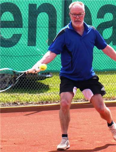 Heinz-Gerd Schneider fuhr ebenfalls Punkte im Einzel u Doppel ein
