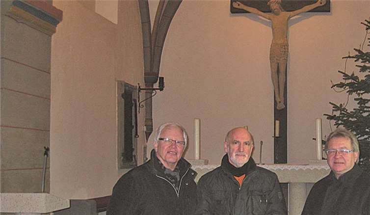 Heinz Lempertz, Alfred Adams und Ralf Birkenheier in der alten Pfarrkirche St. Cyriakus.privat