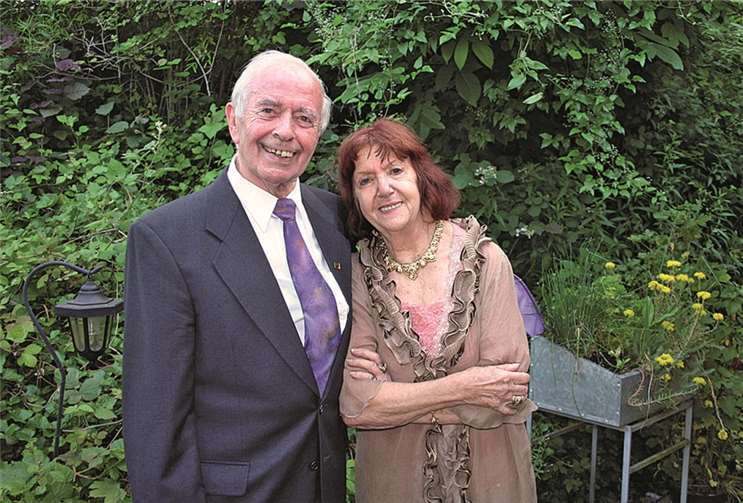 Heinz Lindlahr mit Ehefrau Ingrid.HG