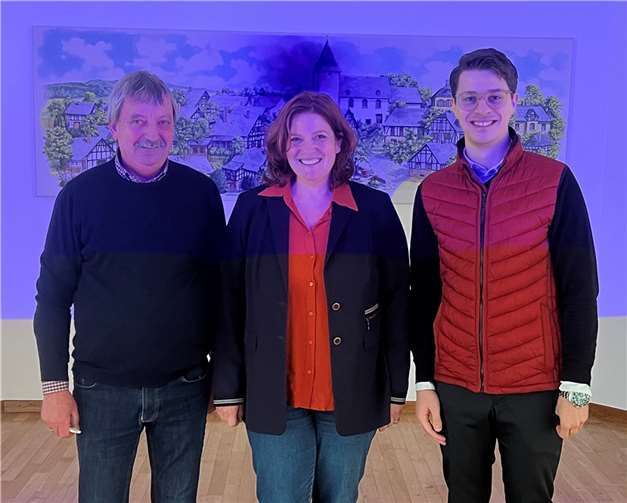 Heinz-Otto Zantop (Ortsbürgermeister der Ortsgemeinde Anhausen), Sandra Weeser (MdB) und Tim-Jonas Löbeth (Vorsitzender der FDP Rengsdorf-Waldbreitbach)  Foto: Frank Reinhard/FDP