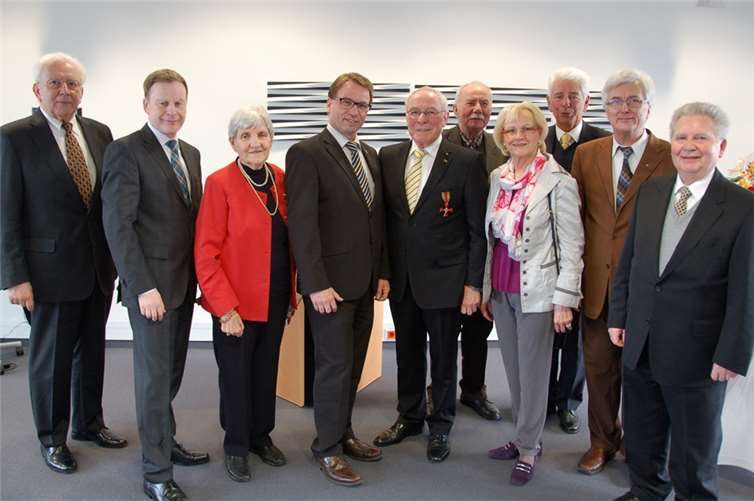 Heinz Schäfer im Kreise seiner Matthias-Brüder. Guido Dietrich