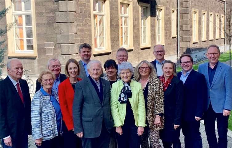 Heinz Schwarz (Mitte) blickte zusammen mit politischen Freunden auf sein erstes politisches Amt in der CDU vor 70 Jahren zurück.Foto: privat