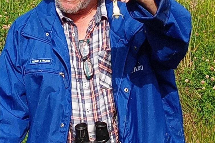 Heinz Strunk mit Weißbauchfrosch