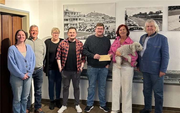 Helena Fuhrmann, Christian Zahn, Doris Grüber, Marco Grüber, Nico Grüber, Ulrike Dobrowolny, Kay Andresen.  Foto: privat