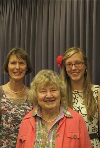 Helga Müller besuchte mit ihrer Tochter Christine Meyer und ihrer Enkelin Natascha Meyer den eintägigen Kongress in Meckenheim. privat