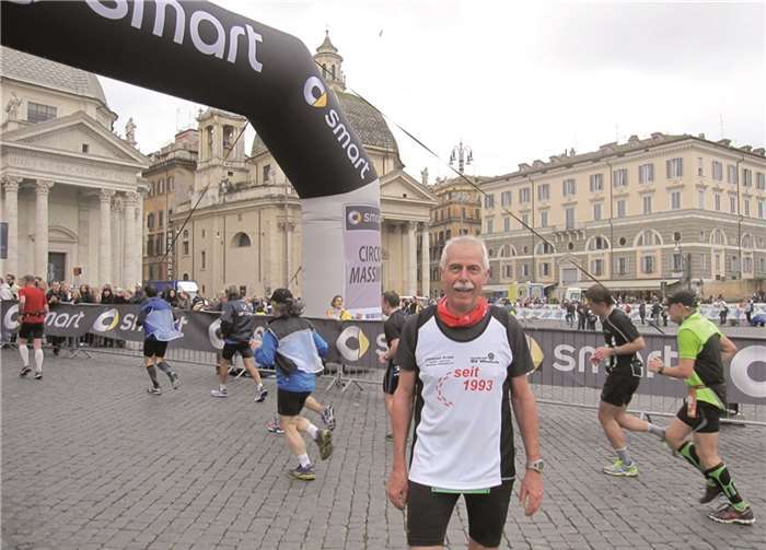 Helge Höck vom Lauftreff SV Westum konnte mit seiner Platzierung beim Maratona die Roma zufrieden sein. privat