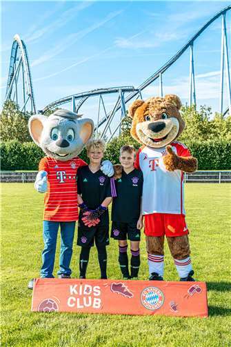 Henri und Florian verbrachten eine tolle Zeit im Europa-Park Rust. Foto: Europa-Park