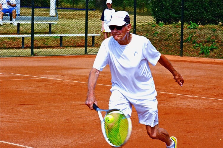 Herbert Althaus (92), amtierender Weltmeister Altersklasse 85+ und 90+