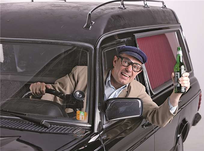 Herbert Knebel mit seinem dritten, komplett neuen Solo-Programm „Ich glaub, ich geh kaputt...!“ am 10. Mai 2014 in der Mendiger Laacher-See-Halle.