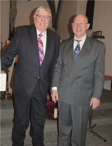 Herbert Kranz, Gründungsmitglied und erster Vorsitzender des auf Initiative von Staatsminister a.D. Gernot Mittler 1999 gegründeten Fördervereins mit seinem Nachfolger Dr. Robert Diensberg.