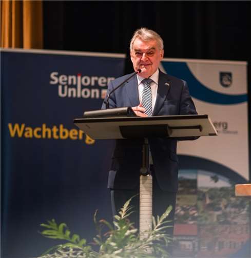 Herbert Reul begeistert die Zuhörer.