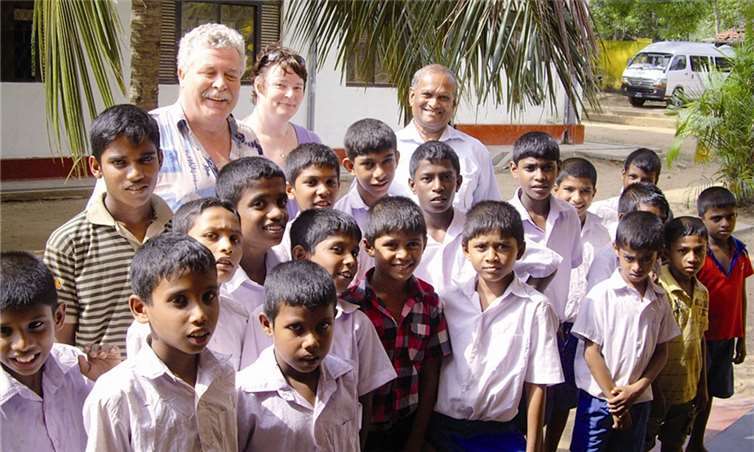 Herbert Weißenfels berichtete von dem herzlichen Empfang der Kinder in Sri Lanka.privat