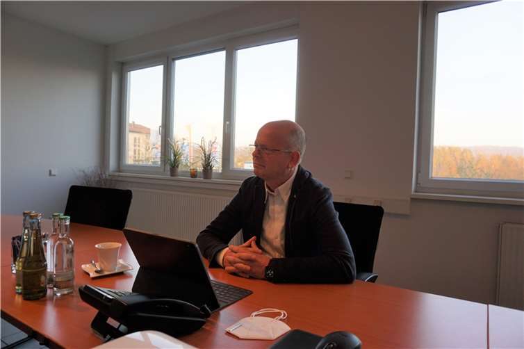 Bürgermeister arbeiten für die Zukunft nach der Flut Hermann Krupp hatte einige Fragen vorbereitet.