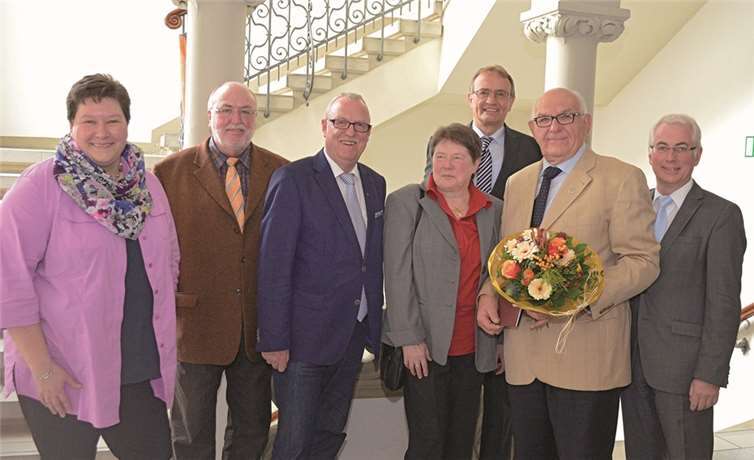 Herr Kurt Nieß wurde geehrt.