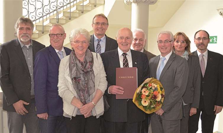 Herr LotharZimmern wurde geehrt.Kreisverwaltung Neuwied