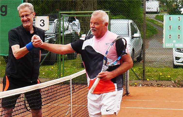 Herren 60 Finalisten: Klaus Gettwart (li.) und Werner Lemke.