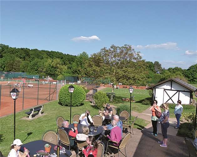 Herrliches Wetter, über 70 Spiele, viele Zuschauer und tolle Stimmung.privat