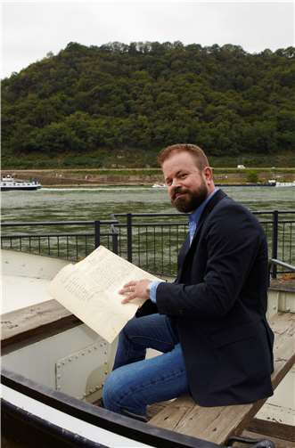 Herrn Buschfort mit dem Lotsenpatent in Kaub.