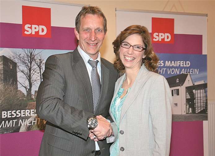 Herzlich wurde Sabine Bätzing-Lichtenthäler, Ministerin für Soziales, Arbeit, Gesundheit und Demografie des Landes Rheinland-Pfalz von Maximilian Mumm als Vorsitzendem der Maifelder SPD in Münstermaifeld begrüßt. WEC