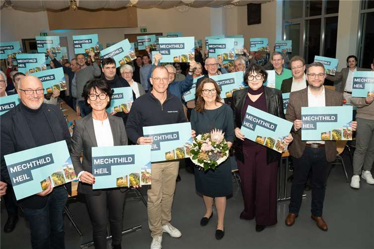 Herzliche Gratulation an Mechthild Heil, MdB von den Vertretern des CDU-Kreisverbandes Mayen-Koblenz. Foto: Michael Schneider