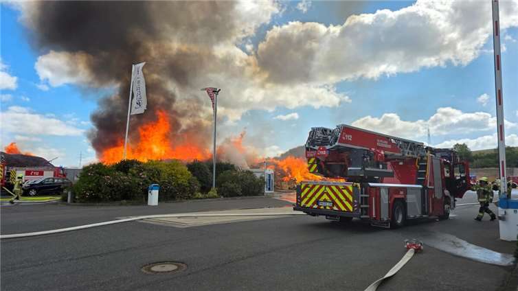 Heute Vormittag kam es in Plaidt zu einem größeren Brand. Foto: WAMFO.de