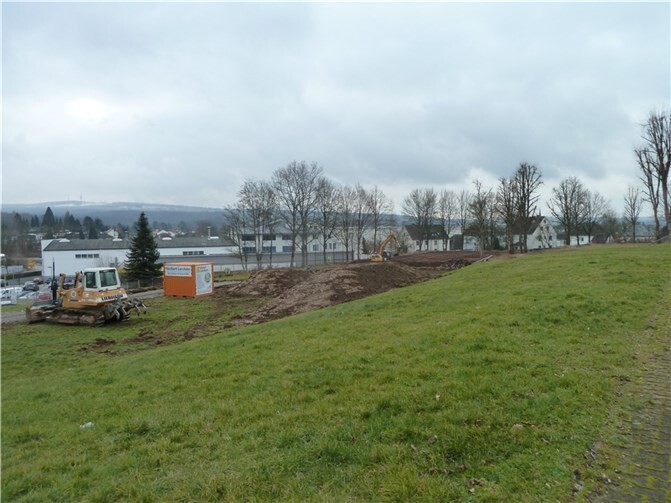 Hier soll das neue Außengelände des Gymnasiums im Kannenbäckerland entstehen.  Foto: privat
