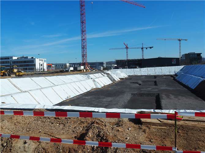 Hier wird das neue Gebäude entstehen.