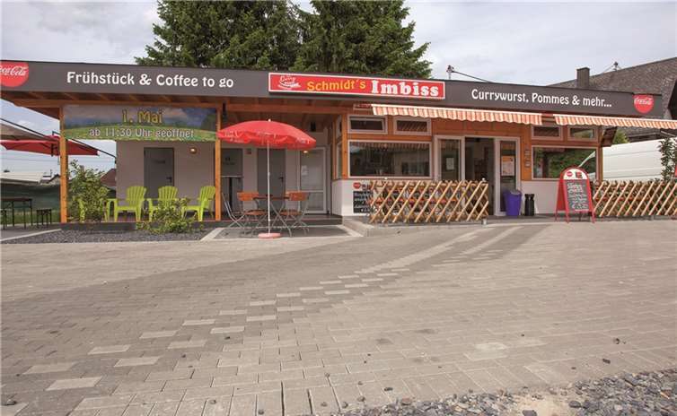 Hier wird gerne eingekehrt: bei Schmidt’s Imbiss in Anhausen. WT