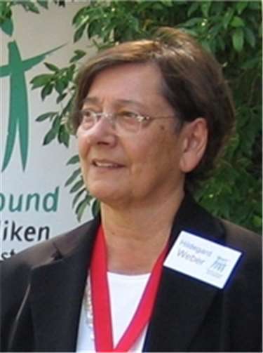 Hildegard Weber als Vorsitzende des Familienbundes bestätigt.