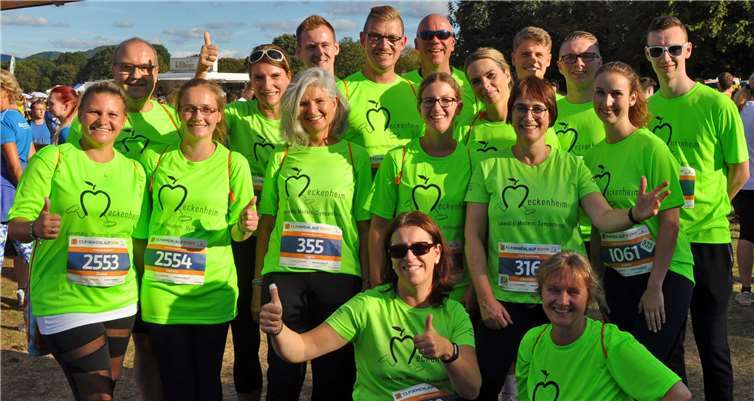 Hingucker in der Rheinaue: die sportlichen Mitarbeiterinnen und Mitarbeiter der Stadt Meckenheim. Foto: Stadt Meckenheim