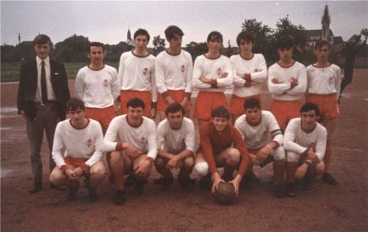 Hinten v.li. Erwin Albrecht, Trainer Helmut Krause, Rudolf („Boss“) Krämer, Horst Unkelbach, Karl-Josef Schlich, Ralf Ramershoven, Hans-Walter Noll, Herbert Hilberath; vorne v.li. Rolf Weiß, Gerd Blortz, Johannes Poppelreuther, Felix Fabrizius, Heinz Krupp, Hermann Krupp. Quelle: GSV