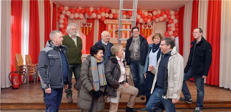 Hinten v.li.n.re.: Bernd Walther, Erwin Schumacher, Nicole Persie, Melanie Giffels und Johannes Stieber. Vorne v.li.n.re.: Heinz Kurth, Inge Schröder, Petra Münch und Ulrich Stieber. Foto: CDU Bachem