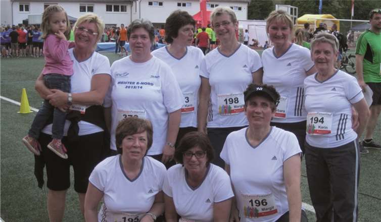 (Hinten von links) Monika Heib, Mathilde Laux, Karin Breitbach, Margit Klinkner, Barbara Allard-Reuter und Karin Breijawi sowie (vorne von links) Renate Scholz, Uschi Nicolay und Margit Rutz. Matthias Klinkner