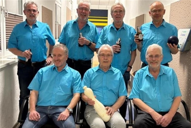 Hinten von links:Johannes Klein, Fredy Doetsch, Josef Ciezki, Harald Schütte.Vorne von links: Michael Seitz, Präsident Hans-Werner Bartz, Wolfgang Kissel