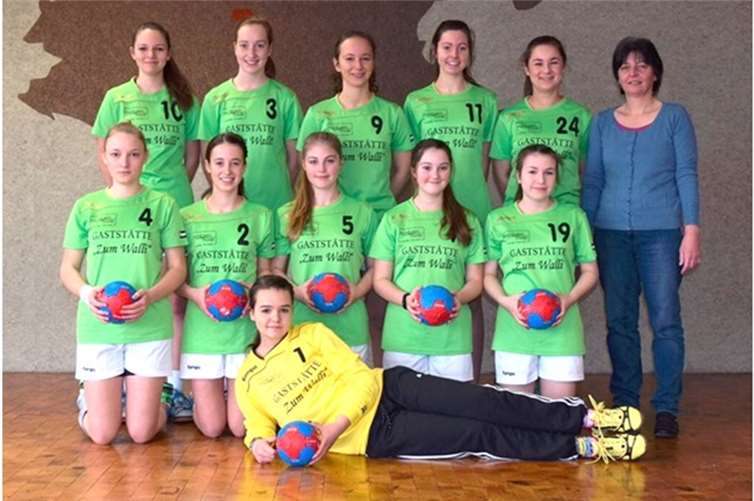 Hintere Reihe: Julia Feils, Janne Berresheim, Sophia Schmitz, Chiara Centonze, Lucy Kahl, Vera Marx. Vordere Reihe: Sophia Stahl, Hannah Lemmer, Kjana Schmidt, Marie Schmidt, Anna Marx und liegend Torhüterin Nadine Reitz.privat