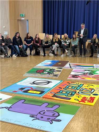 Hinterher wurden kreierte Werke ausgestellt. Foto: Christian Mücke/DRS