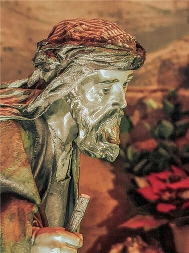 Hirtenfigur in der Osterrieder-Krippe in Deidesheim/Pfalz mit markanten Zügen.  Fotos: Karl-Rudolf Goergen