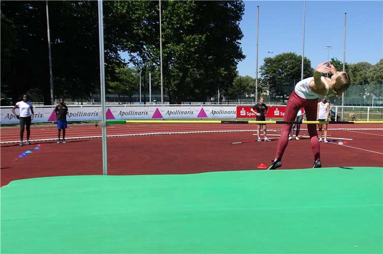 Hoch hinaus ging es beim Sprungtraining der LG Kreis Ahrweiler Athleten. Foto: privat