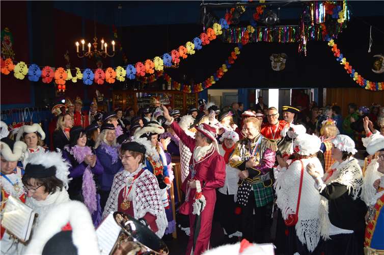Hochbetrieb und beste jecke Stimmung herrschte in der Kulturwerkstatt.