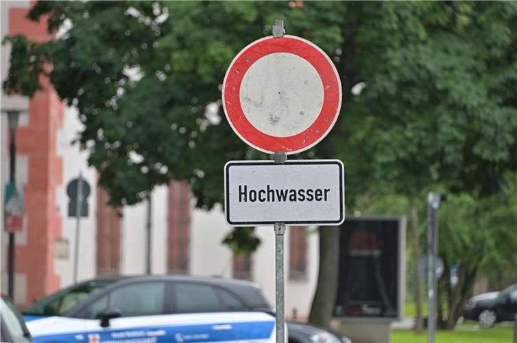 Update: So ist die Hochwasserlage an der Mosel am Sonntag Hochwasser an der Mosel. Foto: SCH