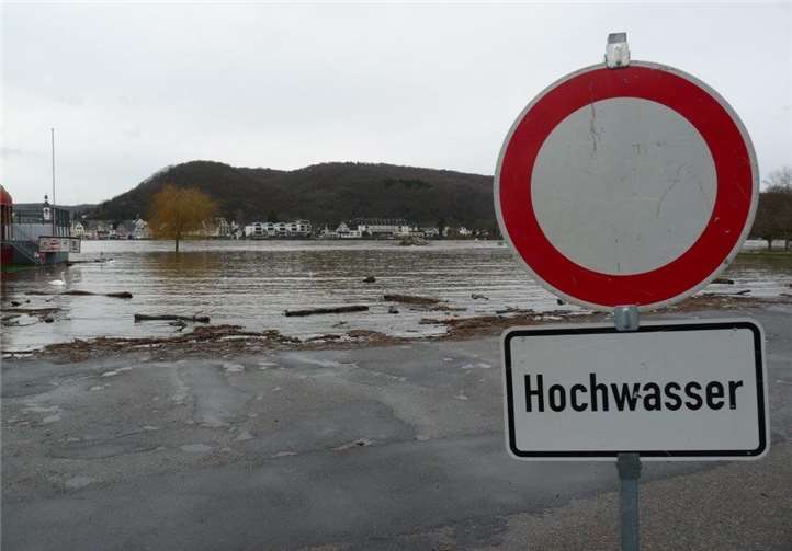 Hochwasser in Bad Hönningen.HWNG Rhein, Eifler