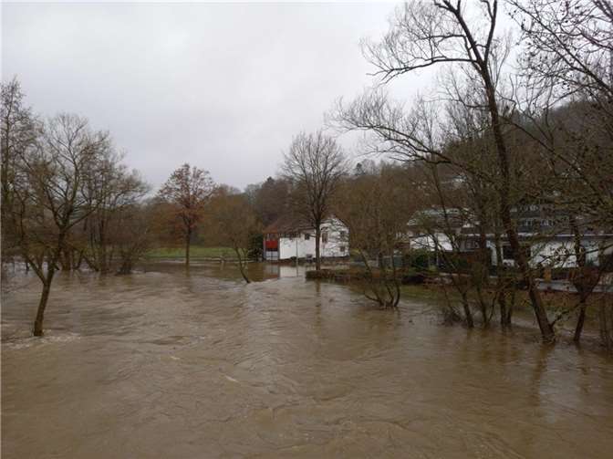 Hochwasser in der Verbandsgemeinde Rengsdorf-Waldbreitbach. Fotos: VG Rengsdorf-Waldbreitbach